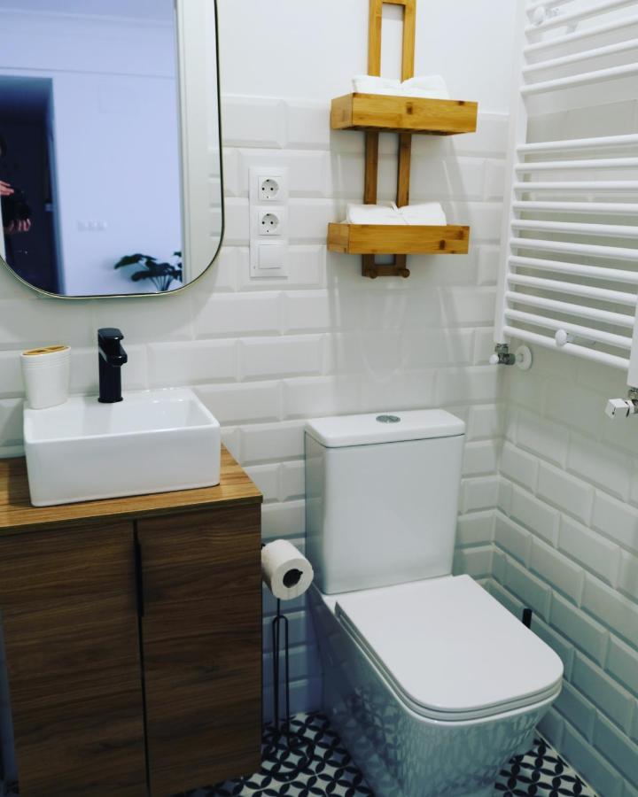 Bright And Modern Apartment In Bilbao City Center ภายนอก รูปภาพ
