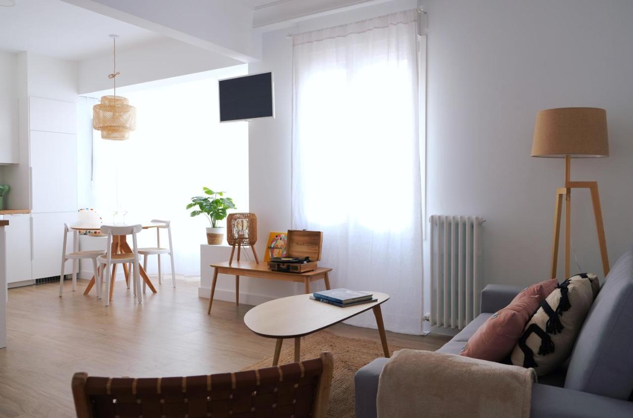 Bright And Modern Apartment In Bilbao City Center ภายนอก รูปภาพ